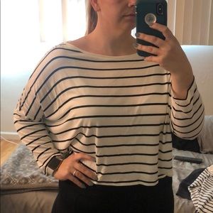 Cropped 3/4 sleeve stripped Blouse